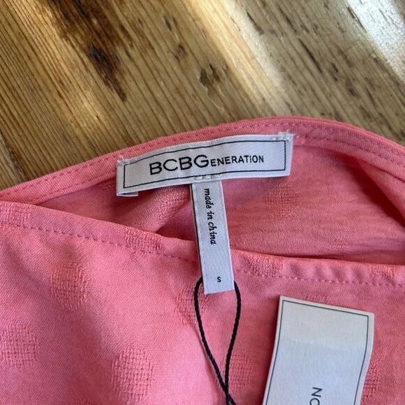 BCBGeneration Small Coral Pink Cropped Smocked Blouse Top Square Neck NWT New - Picture 7 of 10